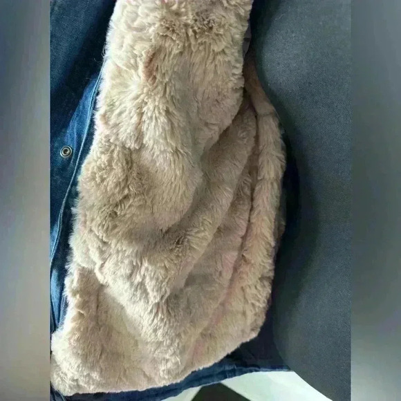 NWT Avec Les Filles Distressed Faux Fur Lined Denim Anorak ~ Large - Picture 6 of 11